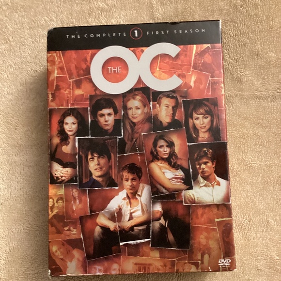 The OC The Complete First Season DVD Collection - Picture 1 of 10